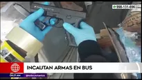 Incautan armas en bus.