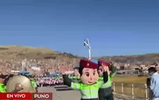 Policía Nacional alienta a la Selección Peruana desde el Lago Titicaca - Noticias de pelicula-peruana