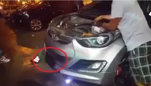 Sistema permite ocultar placa del automóvil de forma remota. Video: Facebook 'Bestias al Volante'