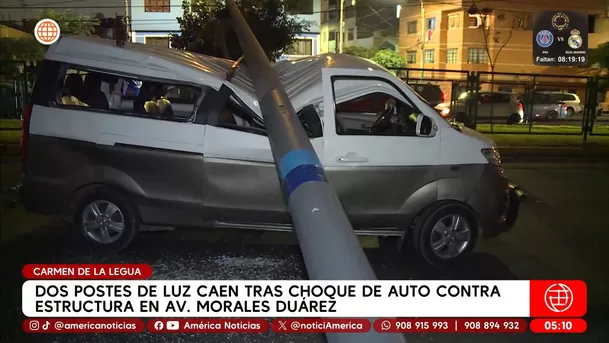 Postes de luz cayeron sobre vehículos y dejaron tres heridos en Carmen de la Legua. Foto: América Noticias Postes de luz cayeron sobre vehículos y dejaron tres heridos en Carmen de la Legua. Foto: América Noticias