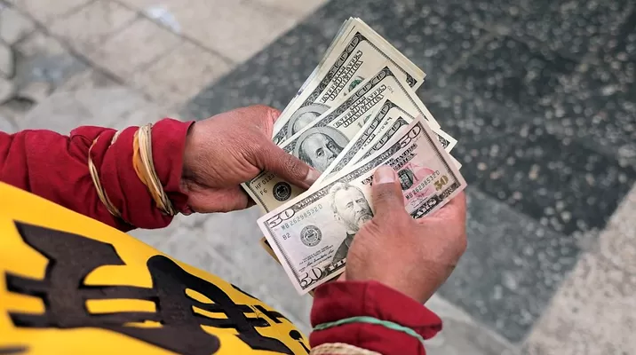 Cotización del dólar disminuyó luego que Guido Bellido salió de la PCM Cotización del dólar disminuyó luego que Guido Bellido salió de la PCM