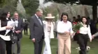 Keiko Fujimori y exmandatario Jamil Mahuad visitan tumba de Alberto Fujimori