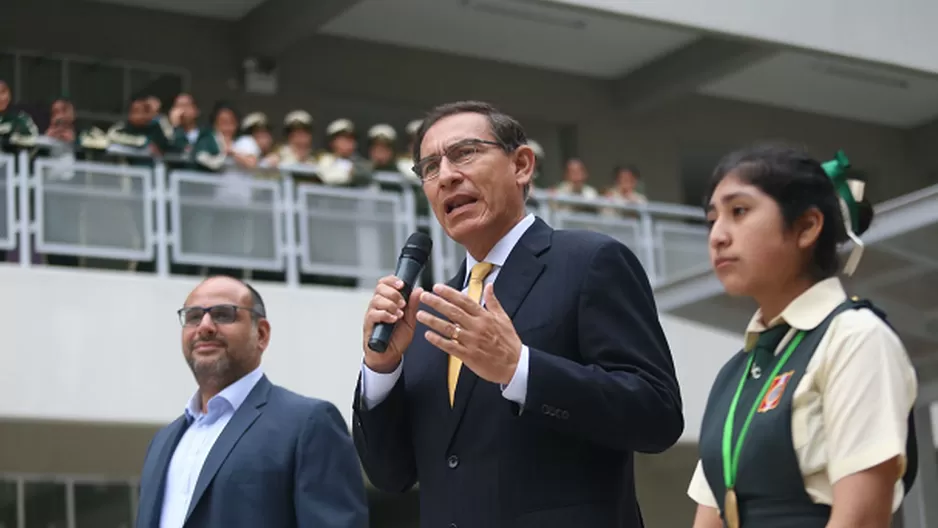 Martín Vizcarra viajará a Ecuador con sus ministros de Estado. Foto: Andina