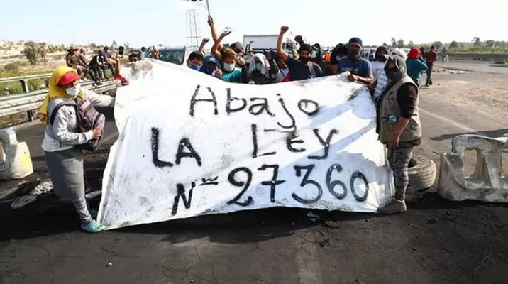 Los trabajadores señalaron que reciben un sueldo de S/ 39.10 por día / Foto: Archivo El Comercio Los trabajadores señalaron que reciben un sueldo de S/ 39.10 por día / Foto: Archivo El Comercio