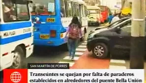 Transeúntes y conductores criticaron el caos que se vive en este punto