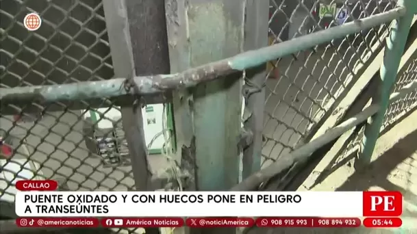 Puente oxidado y con huecos pone en riesgo a peatones en el Callao. Foto: América Noticias