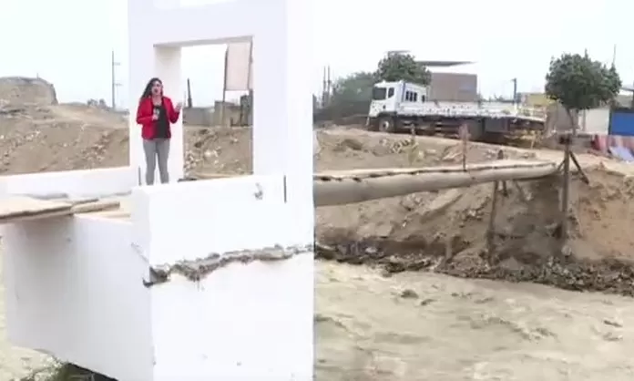 Puente en riesgo inminente pone en peligro a vecinos