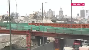 Este incidente reciente y otros anteriores se deben a que ciertos vehículos no respetan la altura máxima permitida de 4.4 metros. / Video: Canal N