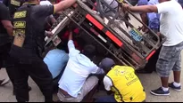 Bebé quedó atrapada en el trimovil. Foto: captura de video