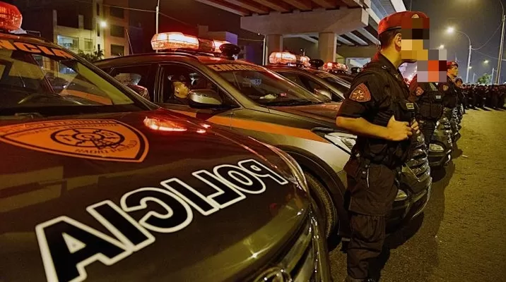 Foto: El capitán PNP Edwin Farfán Rodríguez se encontraba junto a tres colegas en aparente estado de ebriedad / Ministerio del Interior Foto: El capitán PNP Edwin Farfán Rodríguez se encontraba junto a tres colegas en aparente estado de ebriedad / Ministerio del Interior