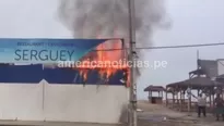 Propietarios  quemaron sus puestos / Foto y video: América Noticias