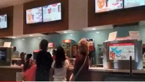 No se podrá ingresar al cine con alimentos que pongan en riesgo a otros clientes. Foto: captura de TV