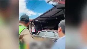 Un tráiler cargado de ladrillos arrolló varios vehículos y dejó 5 fallecidos este 1 de mayo. Entre las víctimas se encuentran dos trabajadoras de la zona. Video: Canal N