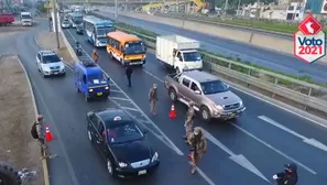 Condonar multas a los taxistas para que puedan vender sus vehículos es una de las propuestas que planteó Fuerza Popular. Foto: América Noticias