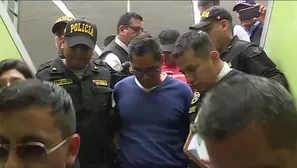 Tres miembros de mesa y un personero de Juntos por el Perú fueron detenidos en flagrancia con cédulas de votación rayadas en un colegio de Los Olivos. El JNE informó que se registraron 15 incidencias a nivel nacional. Video: Canal N