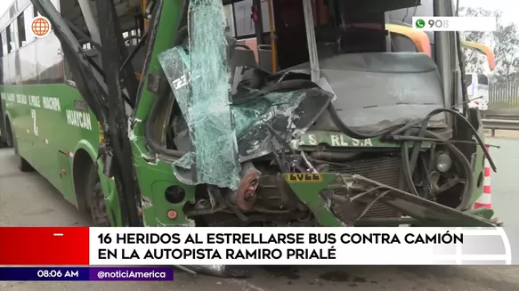 Accidente de tránsito en El Agustino. Foto: América Noticias