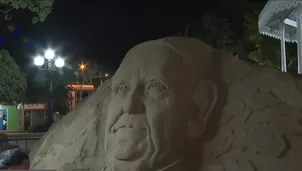 En Pachacámac, un artista se sumó a las muestras de afecto hacia el papa Francisco tras su fallecimiento. / Video: América Noticias