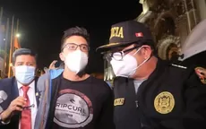 Agresión a Ricardo Burga: Joven que golpeó a congresista sigue detenido en comisaría - Noticias de despacho-presidencial