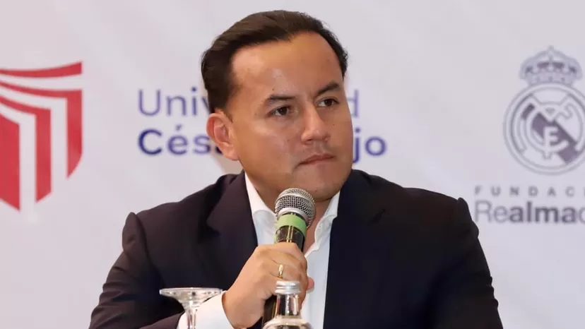 Richard Acuña descartó su eventual candidatura presidencial y rechazó declaraciones de Salatiel Marrufo