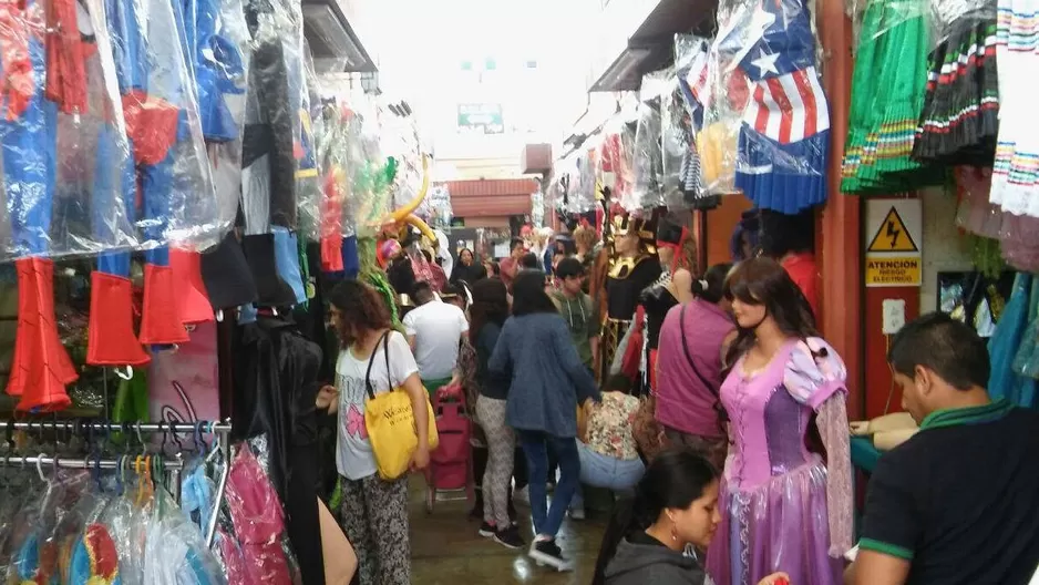 Galer&iacute;as de Caquet&aacute; en el R&iacute;mac. Foto referencial