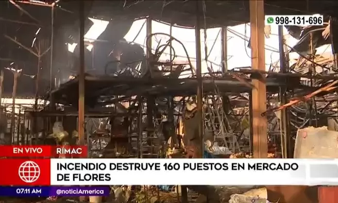 Rímac: Incendio destruyó 160 locales del mercado de flores Santa Rosa -  América Noticias