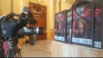 Personal de la legisladora Celia Anicama reparti&oacute; videos a los periodistas de su reciente pel&iacute;cula.