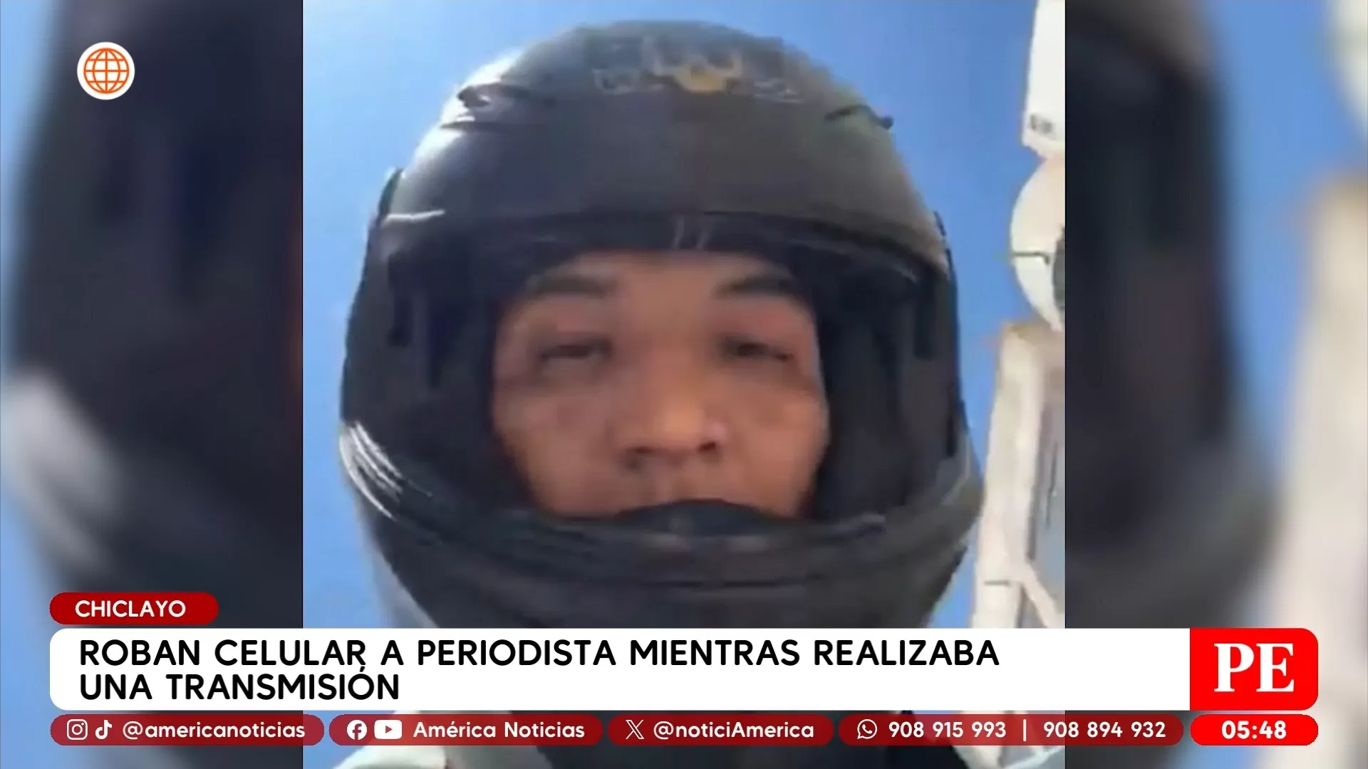 Roban celular a periodista mientras realizaba una transmisión en Chiclayo. Foto: América Noticias Roban celular a periodista mientras realizaba una transmisión en Chiclayo. Foto: América Noticias