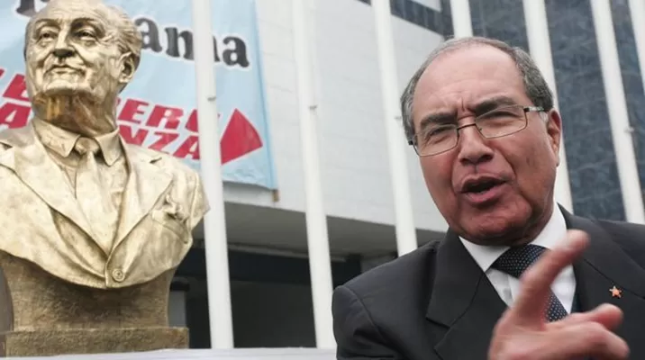 Dirigente del Apra, Carlos Roca. Foto: La República Dirigente del Apra, Carlos Roca. Foto: La República