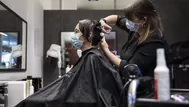 Salones de belleza y barberías continúan en crisis 