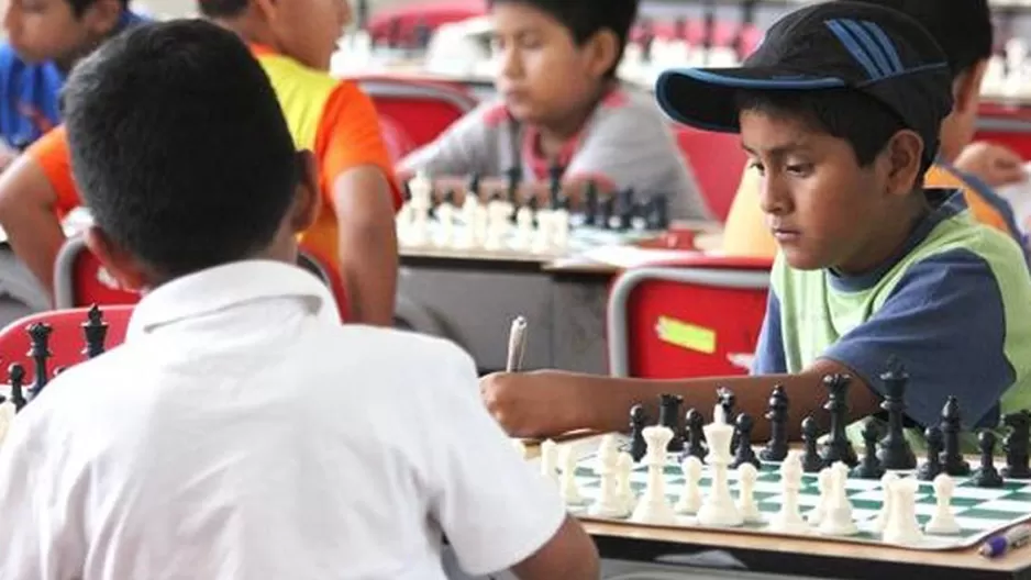 Los niños recibirán las clases en el polideportivo Limatambo. Foto: Ovación del sur