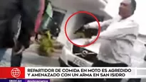 Sujeto rastrilló su arma frente a motociclistas.