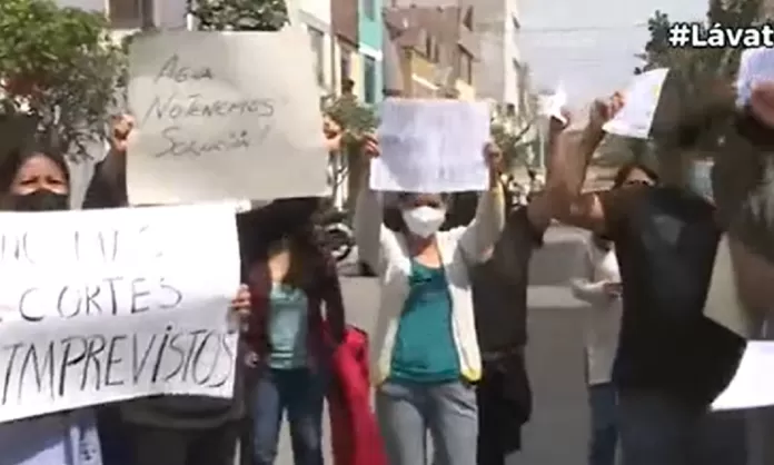 San Juan de Miraflores: Vecinos protestan por falta de agua a causa de ...
