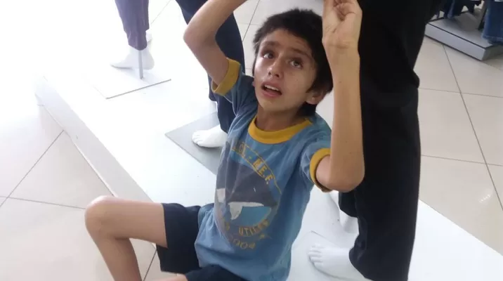 Menor tiene 12 años y sufre de retardo mental Menor tiene 12 años y sufre de retardo mental