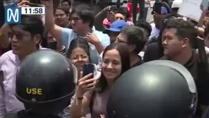 Alrededor de unos 200 a 300 policías ingresaron al campus de la Universidad Nacional Mayor de San Marcos