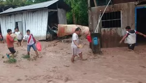 Desborde de quebrada Pacota afecta a 20 viviendas en San Mart&iacute;n. Fotos: Andina