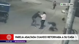 Cámara captó el momento del asalto en plena calle.