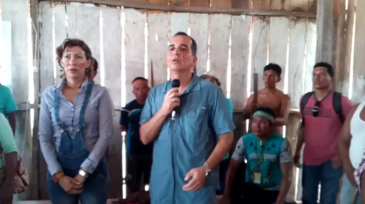 Nativos liberaron a marinos retenidos. Foto: América Noticias