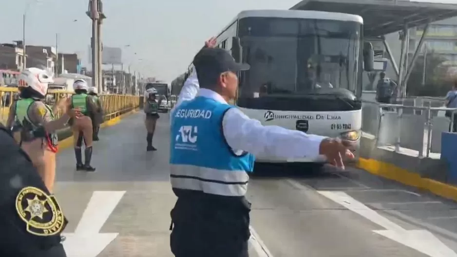 La policía y la ATU realizaron operativo en conjunto en la estación Honorio Delgado del Metropolitano / Foto: Canal N