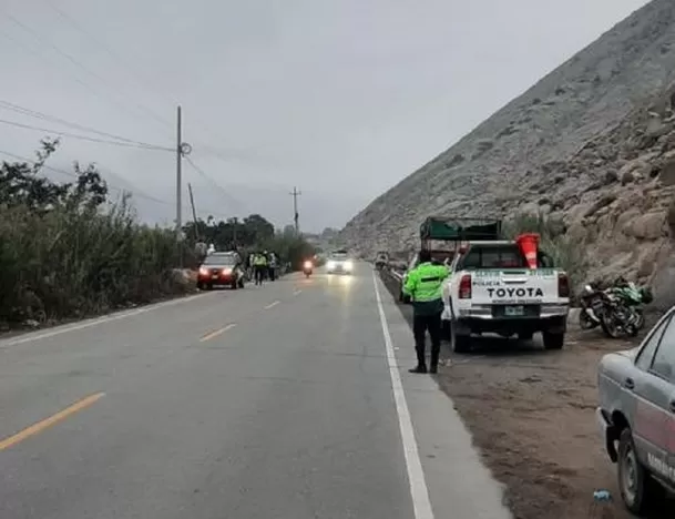 Seis muertos y más de 50 heridos tras vuelco de bus de Rápido Vip en Paramonga. Foto: Andina Seis muertos y más de 50 heridos tras vuelco de bus de Rápido Vip en Paramonga. Foto: Andina