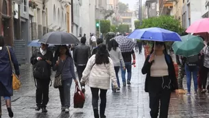 Se insta a la población a evacuar zonas de riesgo y estar atentos a las actualizaciones de las condiciones meteorológicas.