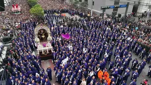 El Cristo de Pachacamilla, conocido como el Señor de los Milagros, salió en procesión a las 6:00 a.m. desde el Santuario de Las Nazarenas en Lima. / Video: Canal N