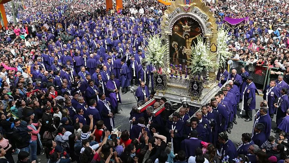 Procesión del Señor de los Milagros. Foto: perucatolico.com