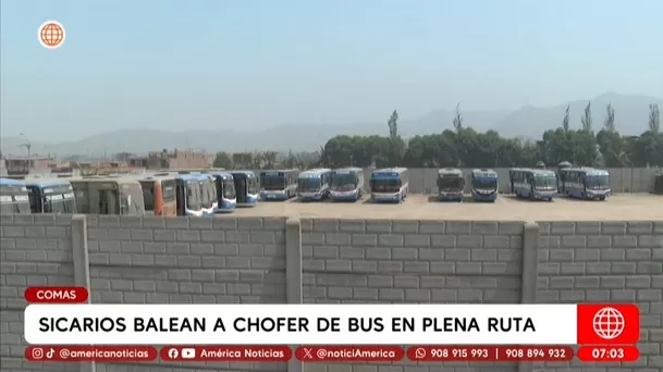 Momento captado en video: Sicarios disparan contra chofer de bus en Comas mientras manejaba con pasajeros. El ataque quedó grabado. Foto: América TV Momento captado en video: Sicarios disparan contra chofer de bus en Comas mientras manejaba con pasajeros. El ataque quedó grabado. Foto: América TV