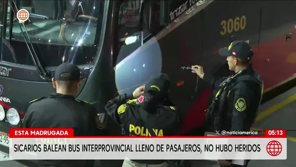 Sicarios disparan contra bus interprovincial Cruz del Sur en San Borja. Foto: América Noticias Sicarios disparan contra bus interprovincial Cruz del Sur en San Borja. Foto: América Noticias