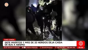 Siete muertos deja caída de bus a un abismo en Puno. Foto y video: América Noticias
