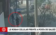 SJL: Motociclista se sube a la vereda para robar celular - Noticias de plaza-mayor