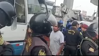 Esta situación no solo afecta la fluidez del tránsito, sino que también pone en riesgo la seguridad de los usuarios. / Video: Canal N