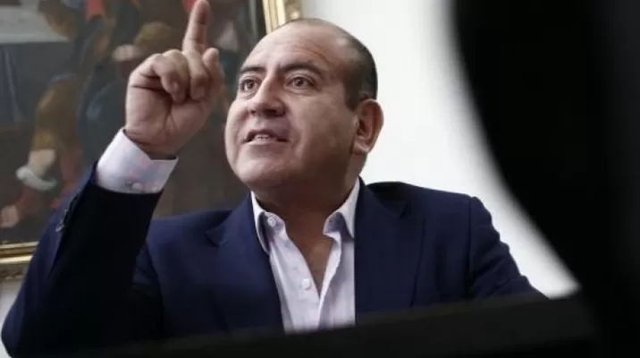 Sobrino de 'Chocherín' compró lujosa camioneta a supuesto testaferro de red Orellana Sobrino de 'Chocherín' compró lujosa camioneta a supuesto testaferro de red Orellana