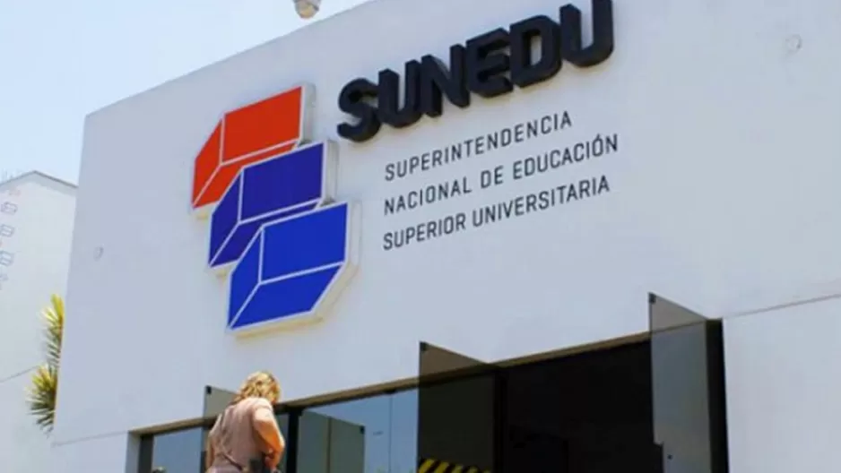 El Sunedu dispuso la reducción del trámite. Foto: Andina