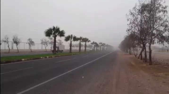 Una nube de polvo cubrió la ciudad, mientras que se produjeron cortes de la energía eléctrica. Foto: Canal N Una nube de polvo cubrió la ciudad, mientras que se produjeron cortes de la energía eléctrica. Foto: Canal N